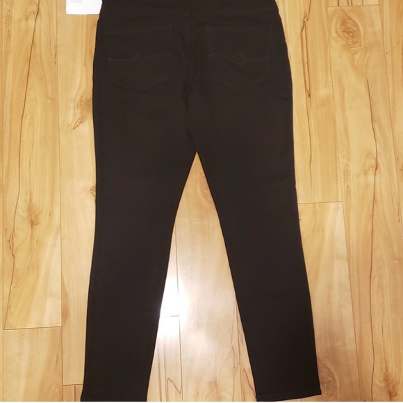 Black Lee Jeggings, Size 10 Short, NWT - Picture 2 of 8